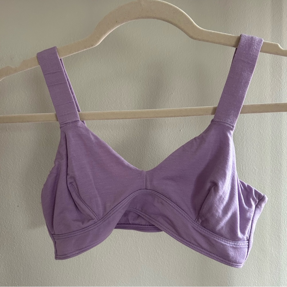 ⭐️ Parade triangle bralette super soft lavender size S